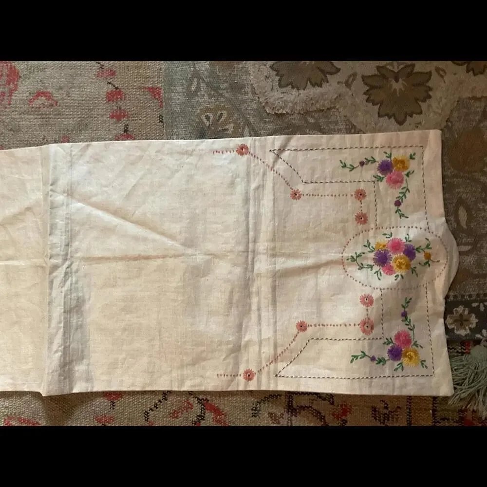 Vintage Hand-Embroidered Floral Table Runner